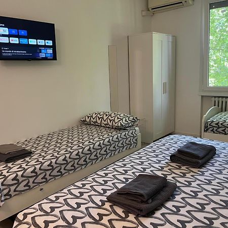 Bed&Breakfast Bbqueen Sandonato Policlinico San Donato Milanese Buitenkant foto