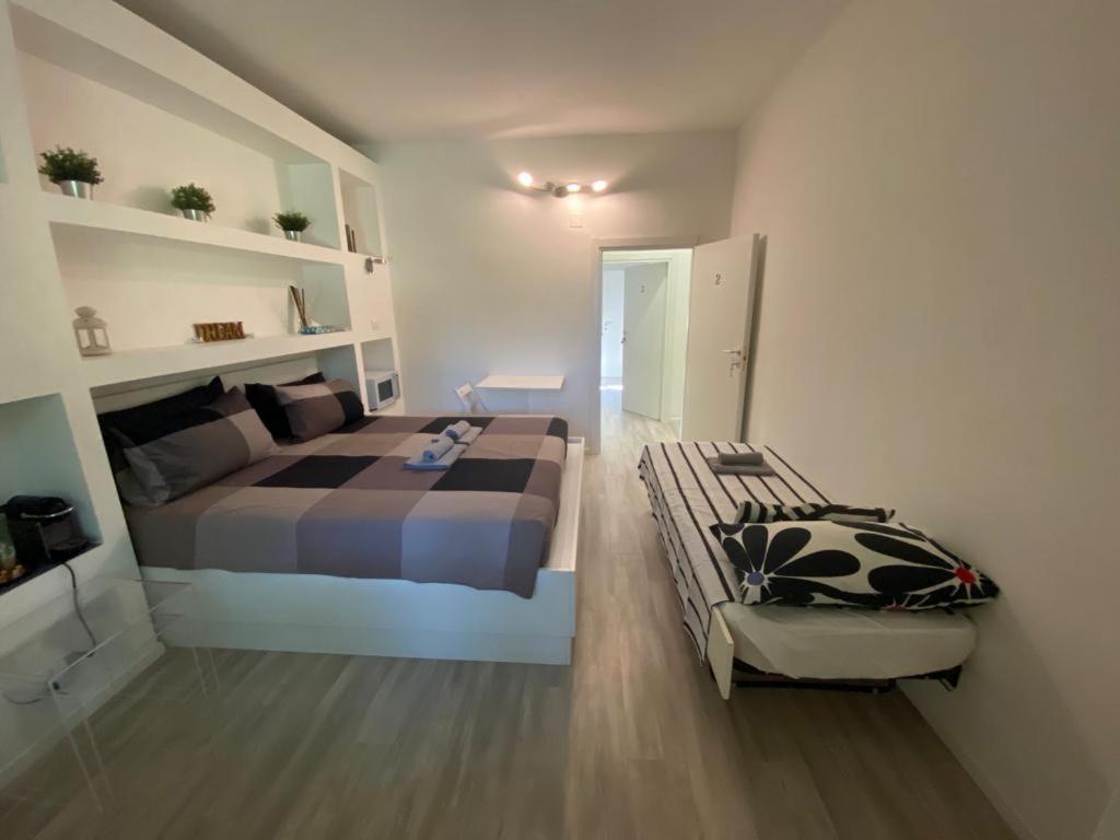 Bed&Breakfast Bbqueen Sandonato Policlinico San Donato Milanese Buitenkant foto