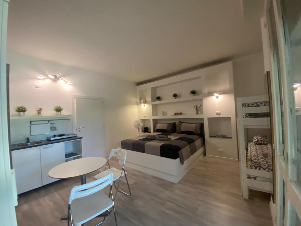 Bed&Breakfast Bbqueen Sandonato Policlinico San Donato Milanese Buitenkant foto