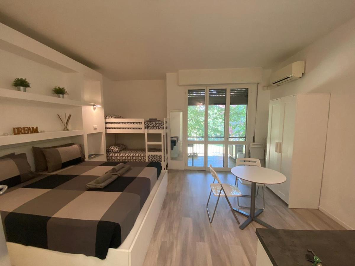 Bed&Breakfast Bbqueen Sandonato Policlinico San Donato Milanese Buitenkant foto