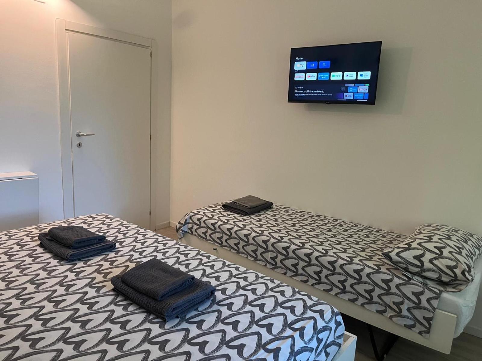 Bed&Breakfast Bbqueen Sandonato Policlinico San Donato Milanese Buitenkant foto